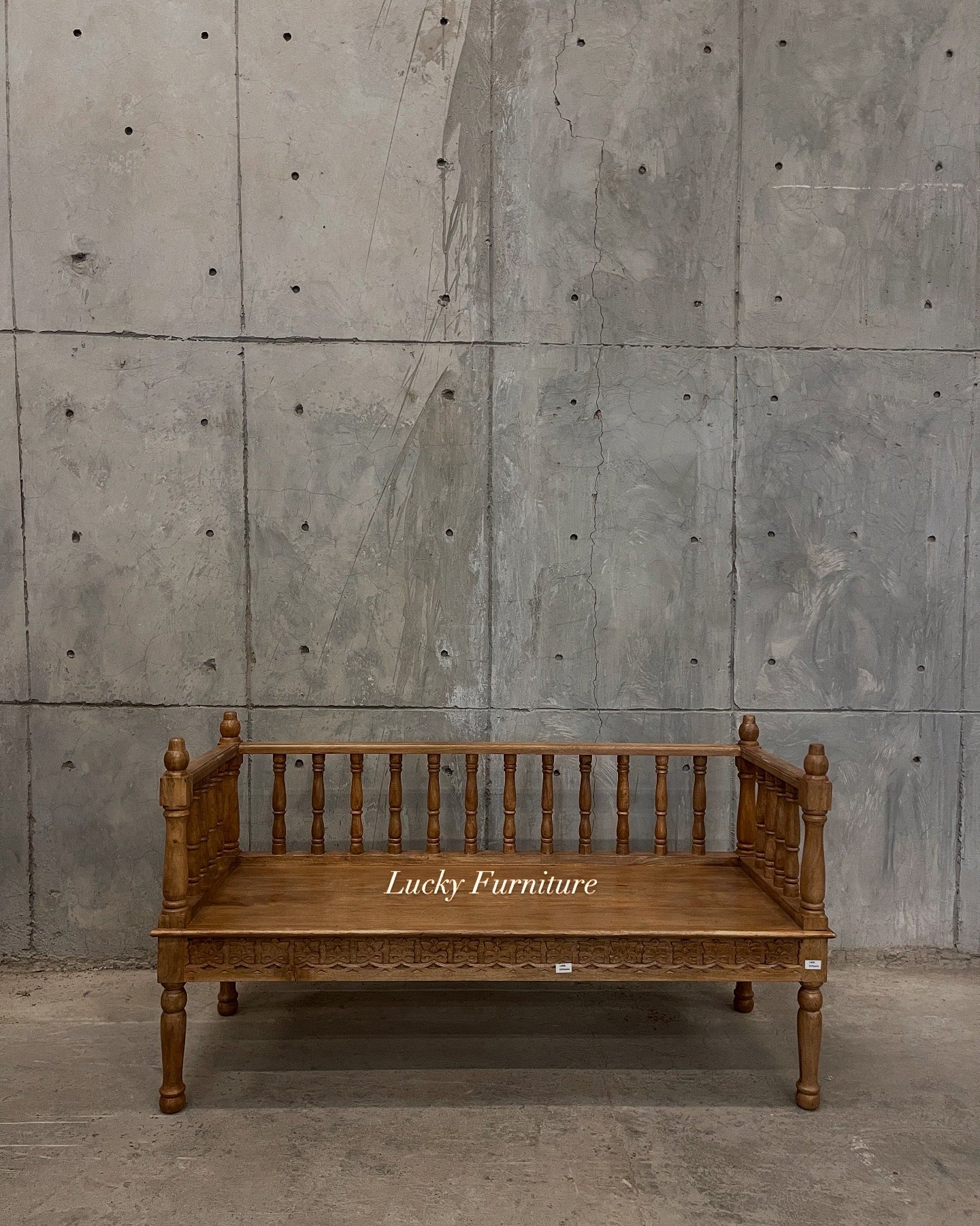 米国輸入家具✳︎ LUCKY FURNITURE アンティークチェスト　収納多数 Amazon.com: Deco 79 Wood 4 Baskets and 2 Drawers Storage