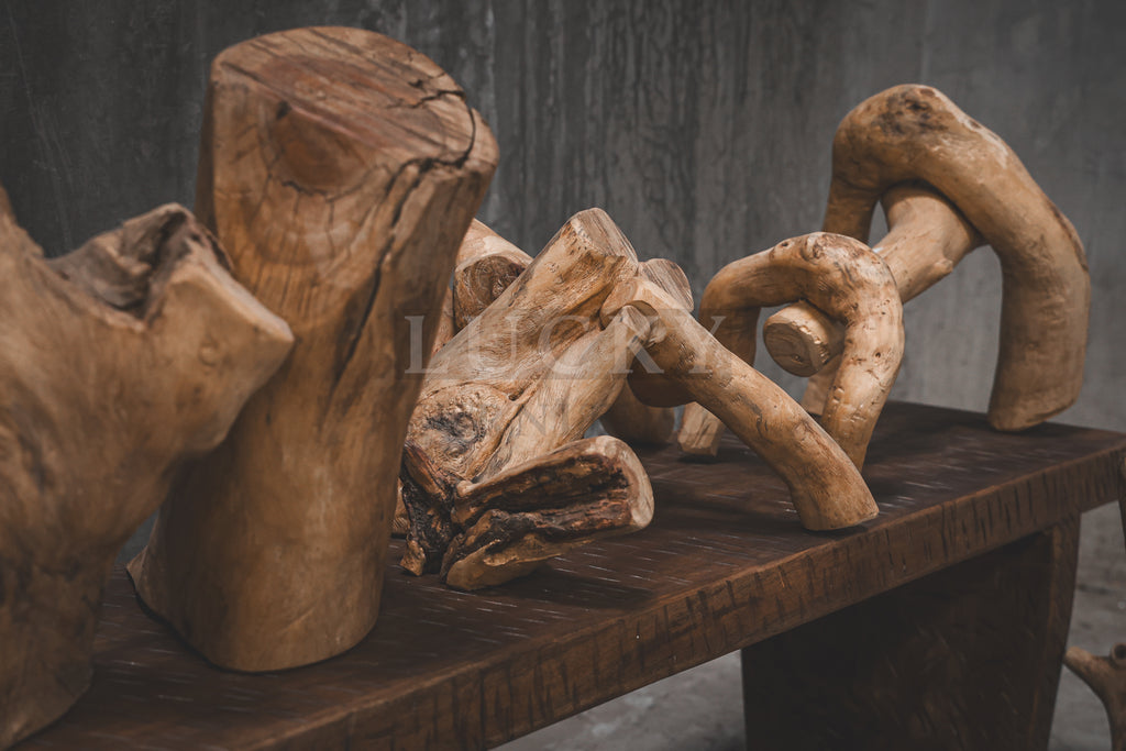 Log Decor.