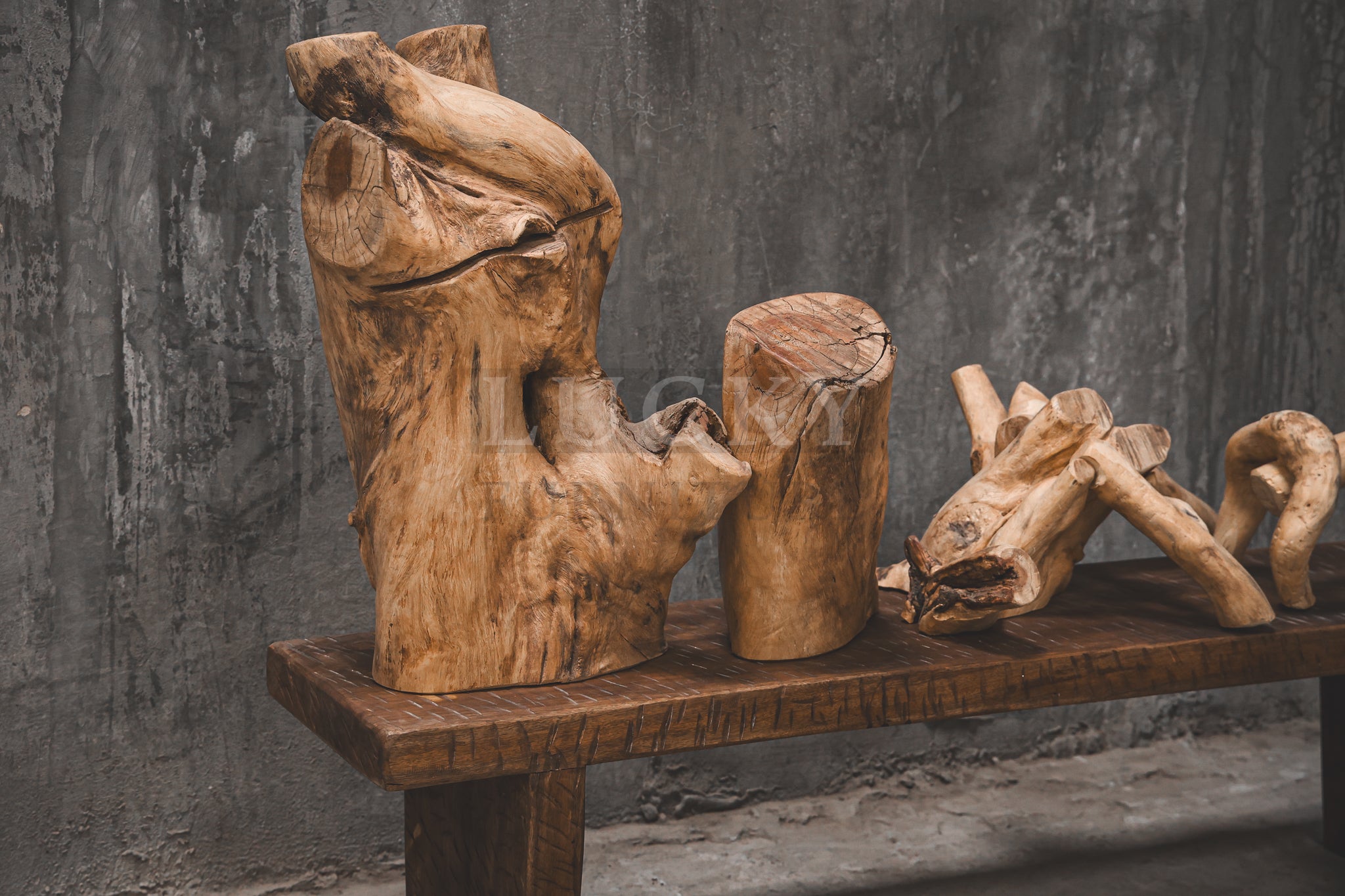 Log Decor.