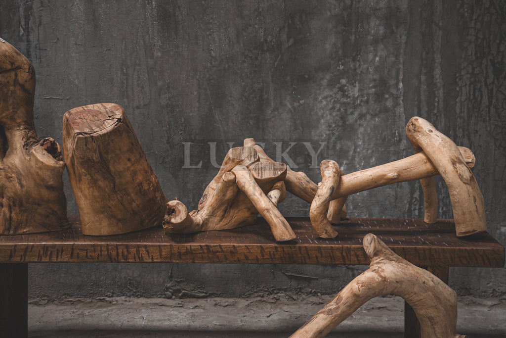 Log Decor.