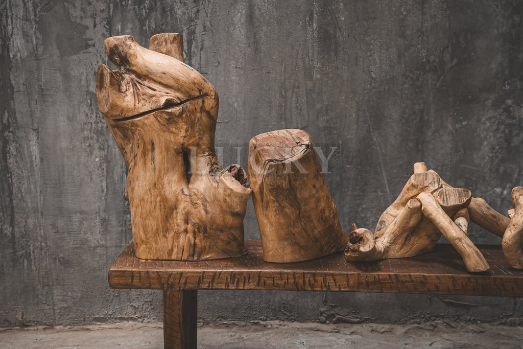 Log Decor.