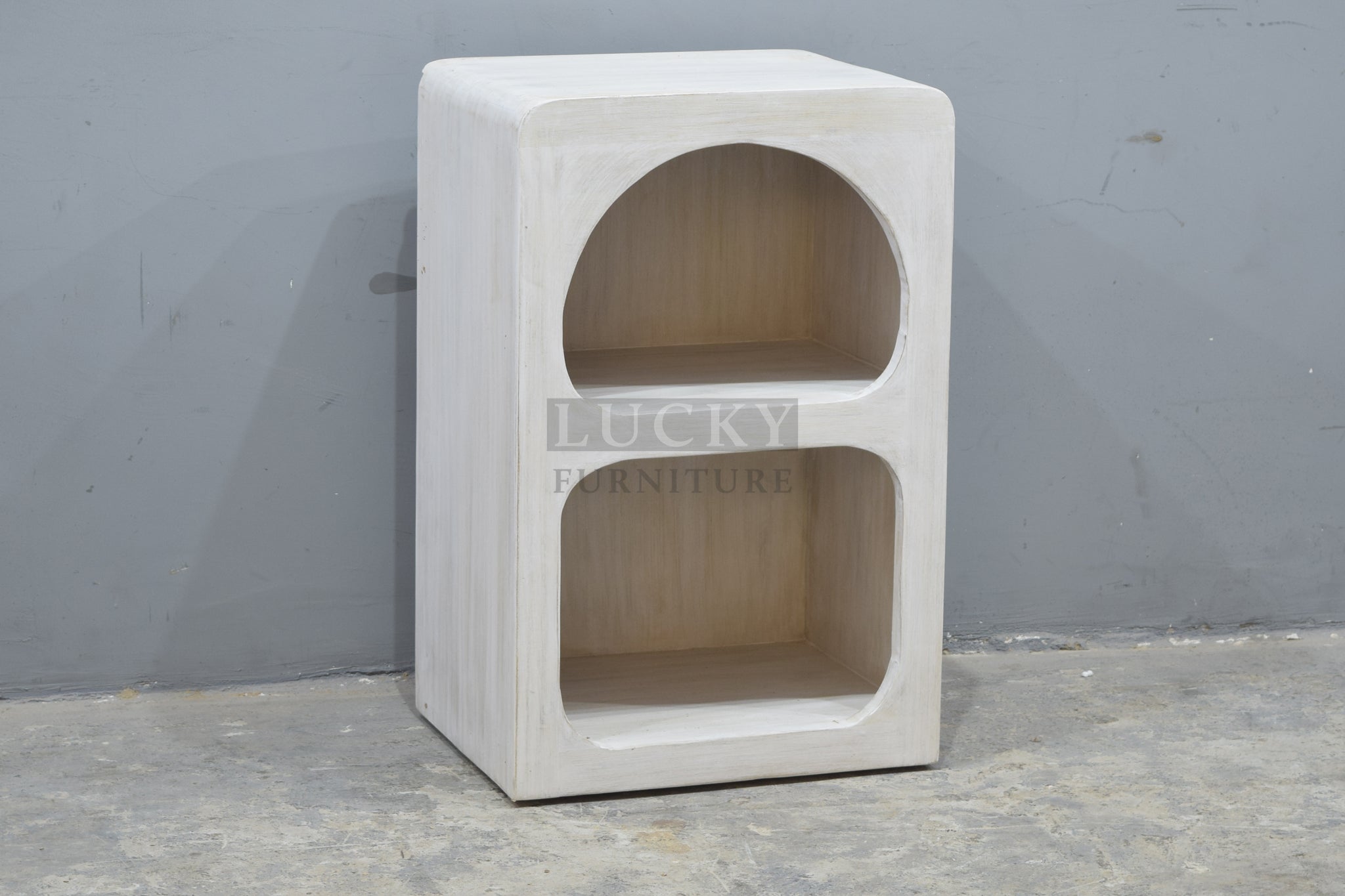 Organic sidetable