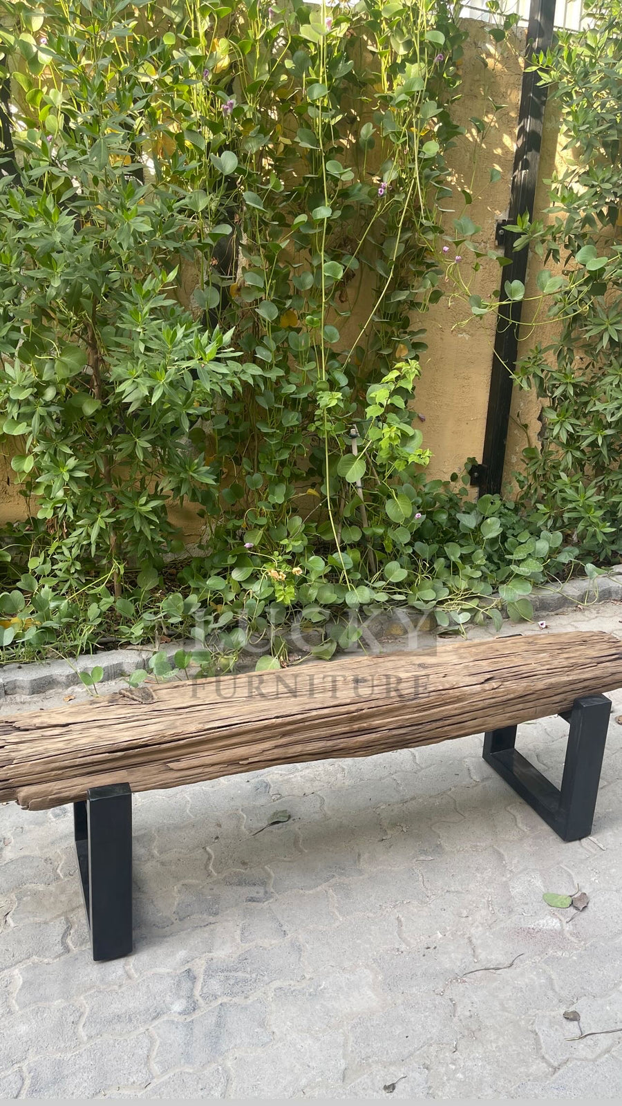 Railway beam bench