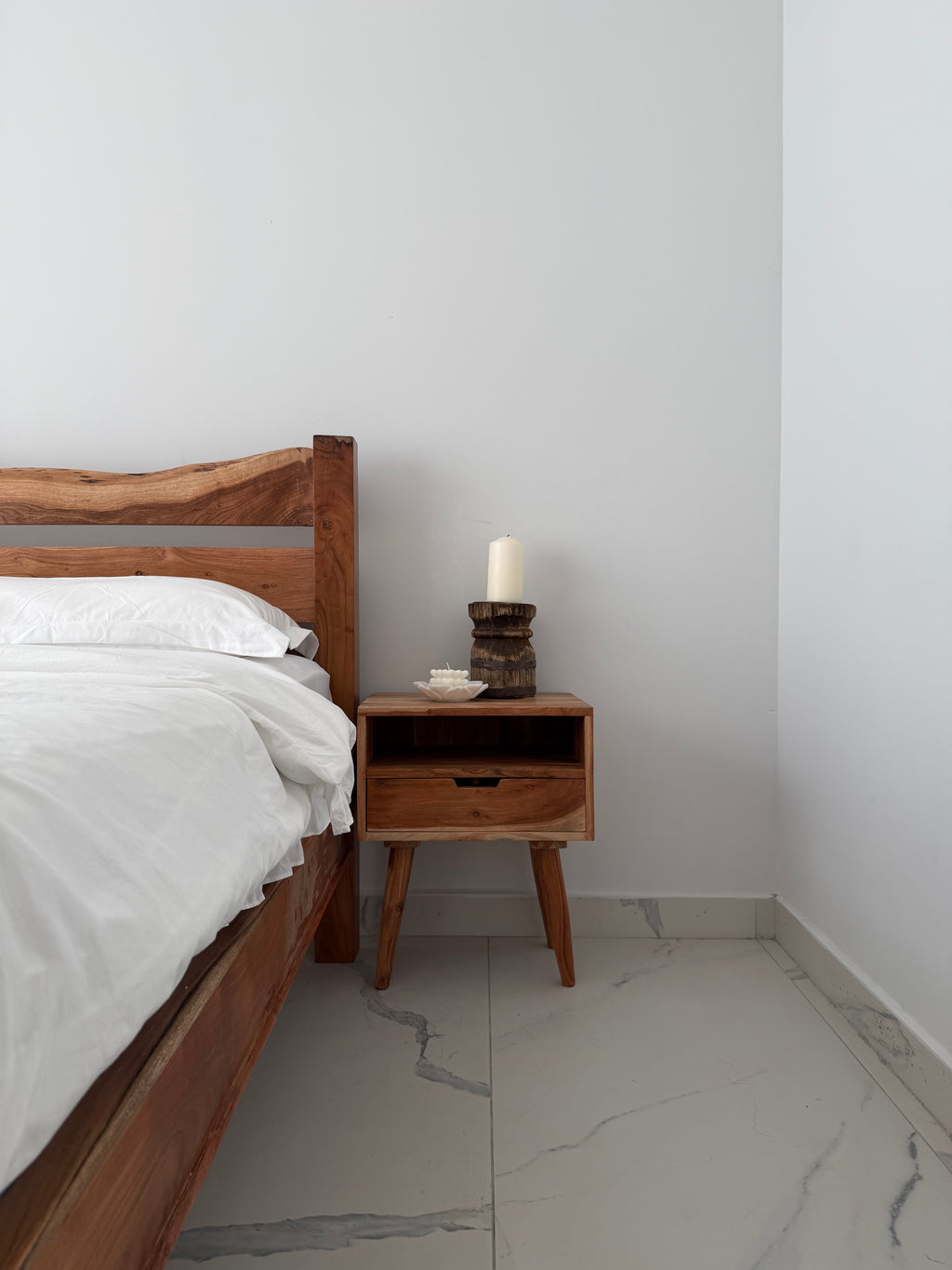 Live edge acacia wood bed