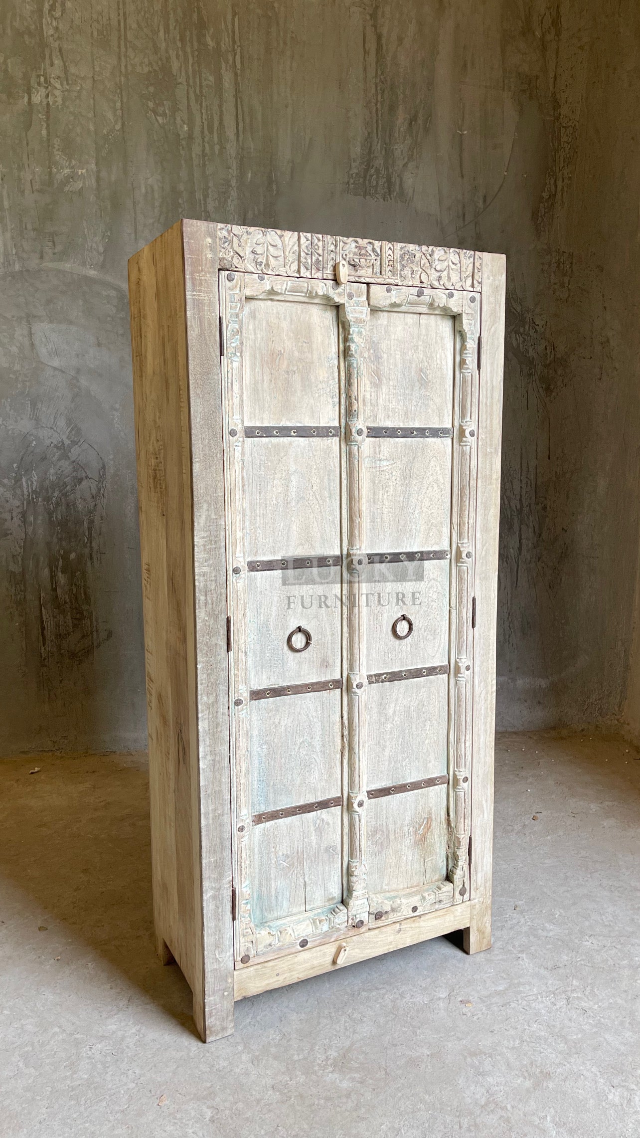 Vintage door cabinet