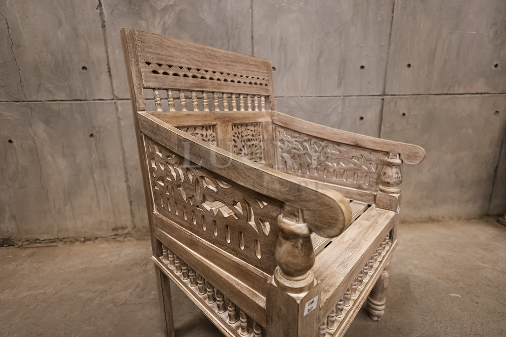Carved Dewan single seater lime wash