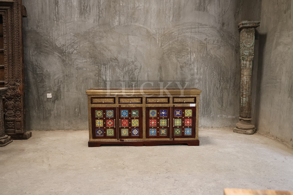 Tile 4 draw Sideboard Brass and Solidwood