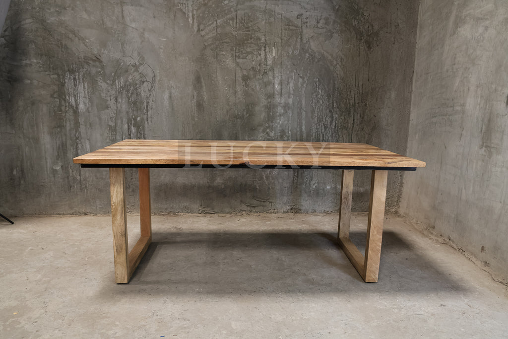 Mango wood U wooden legs table.