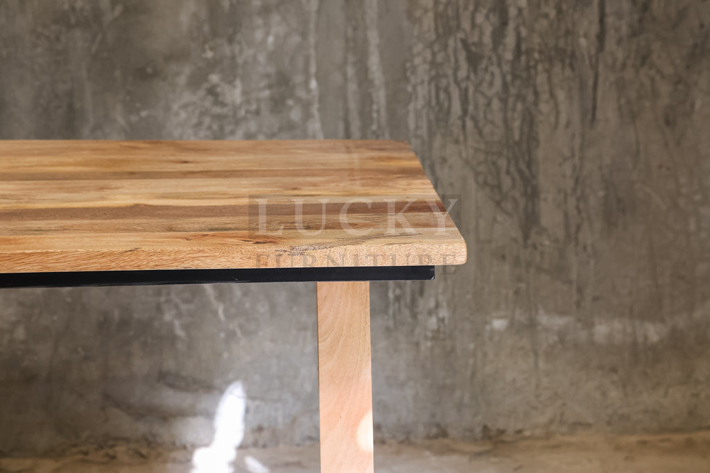 Mango wood slant wooden legs table.