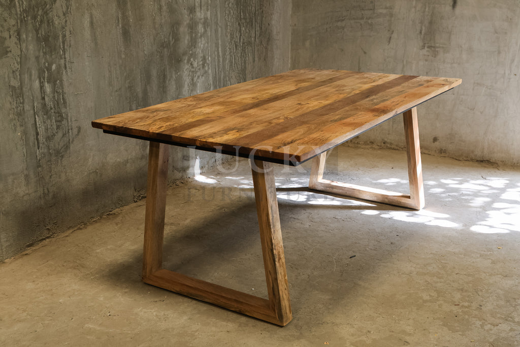 Mango wood slant wooden legs table.