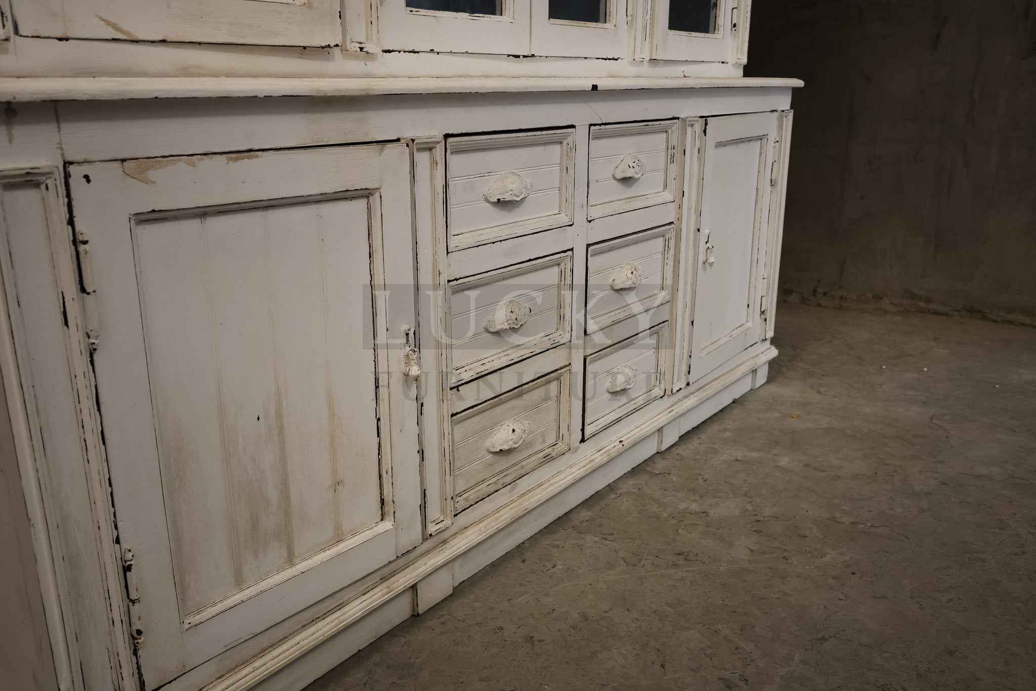 Classic 2 part XL Glass cabinet.