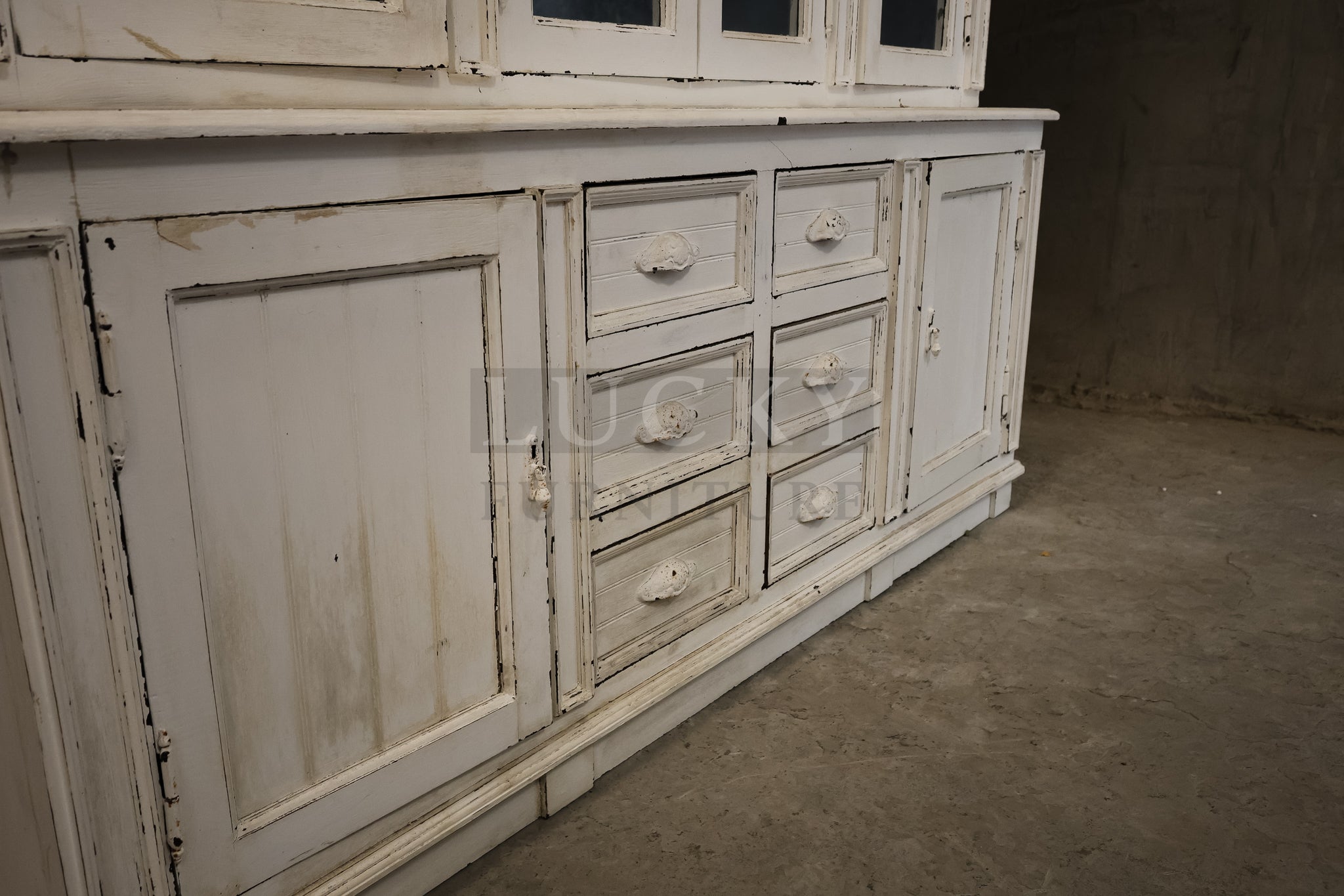 Classic 2 part XL Glass cabinet.