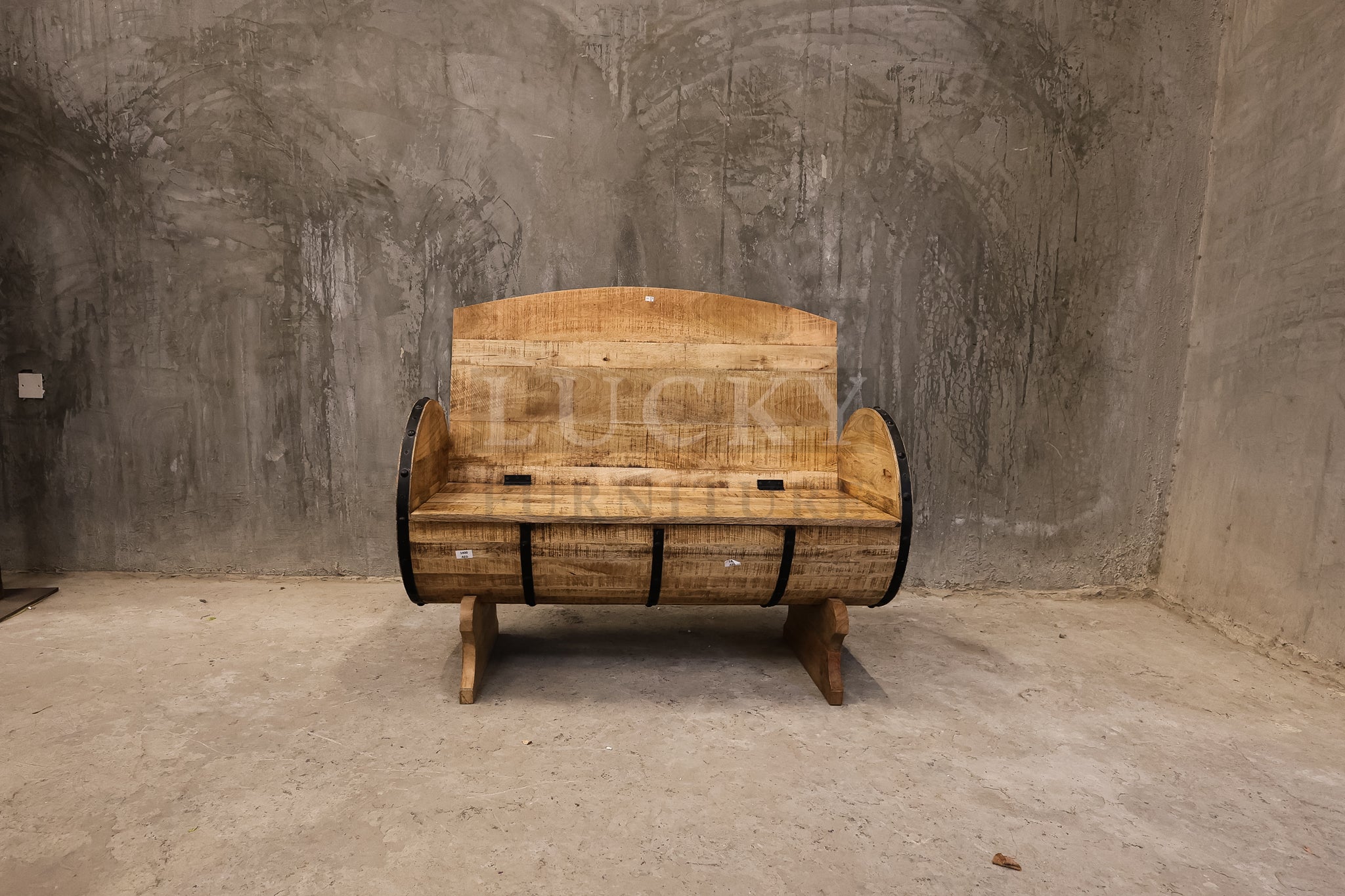 Barrel bench sofa box mango wood.