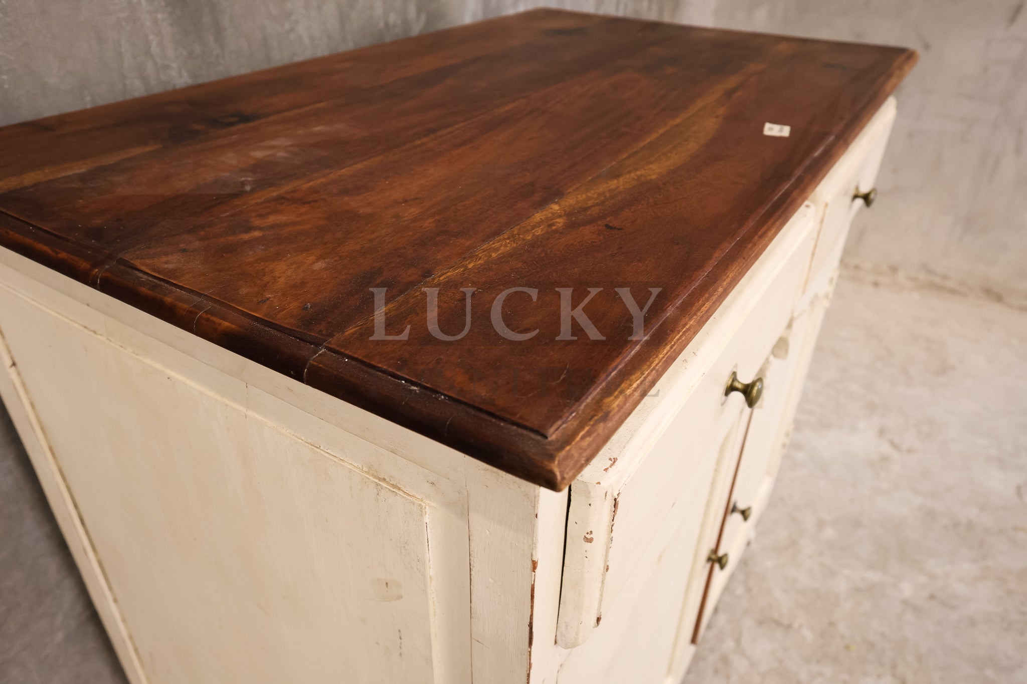 Vintage XL sideboard two tone.