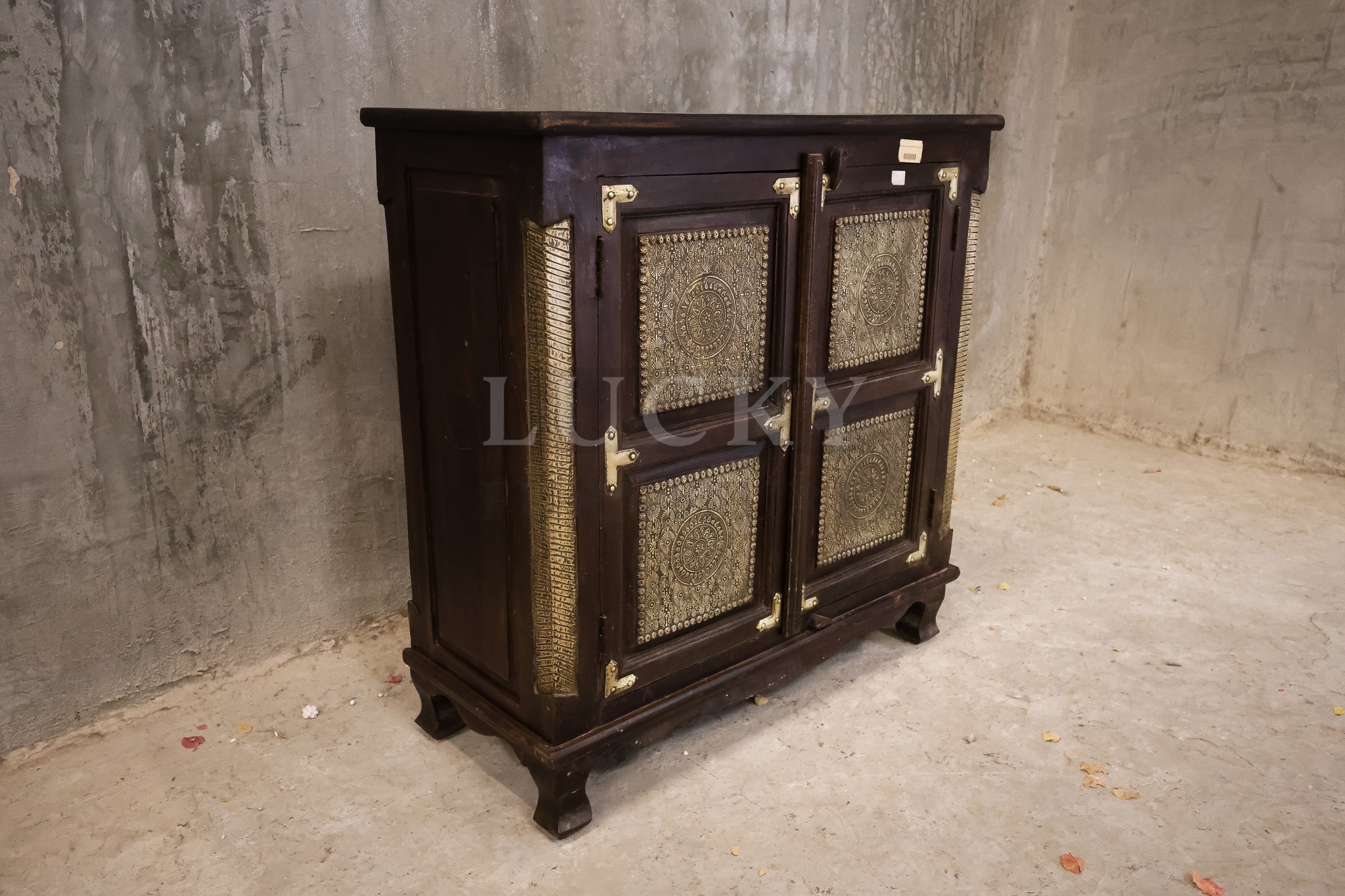 Classic design brass inlay sideboard.