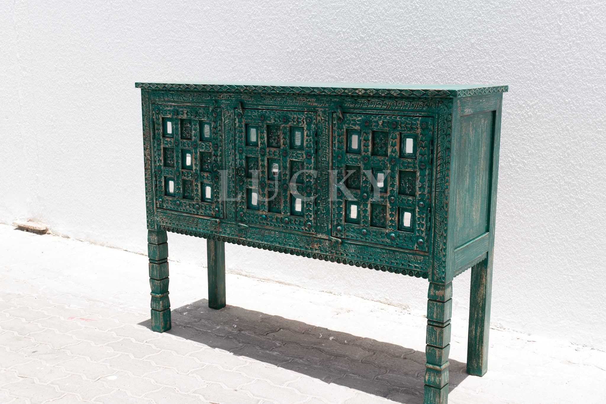 Glass inlay sideboard