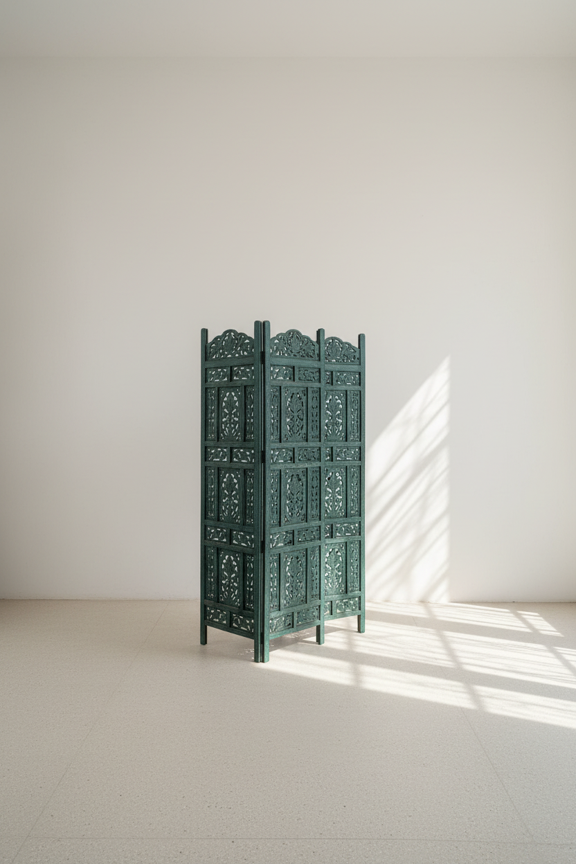 Carved screen