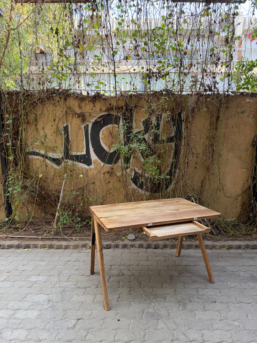 Mango wood desk