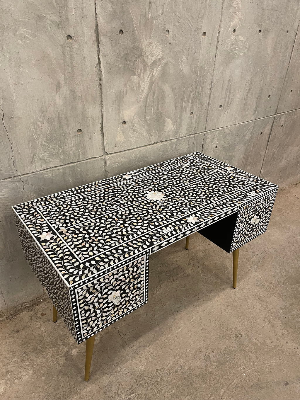Mother of pearl inlay desk