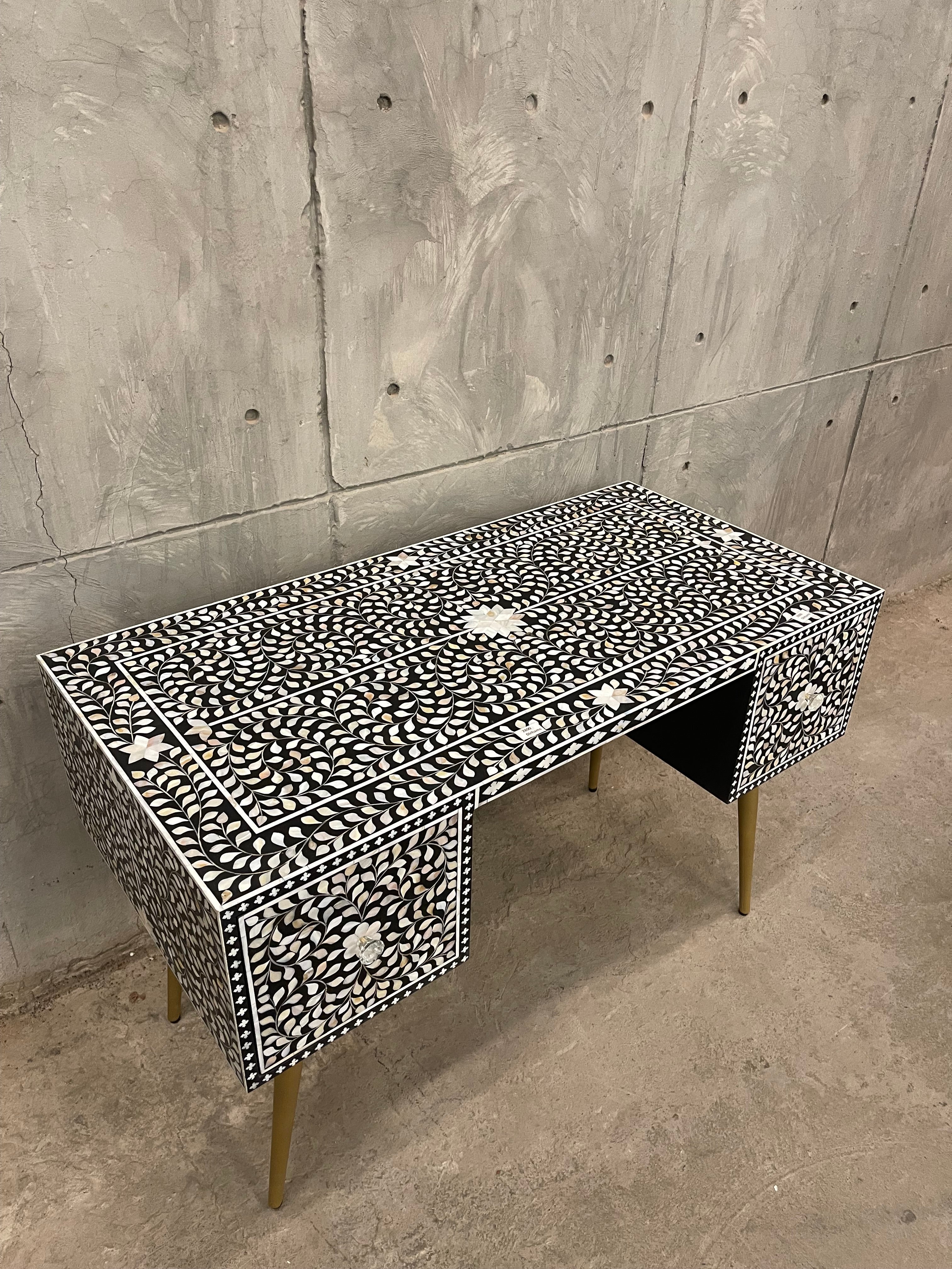 Mother of pearl inlay desk