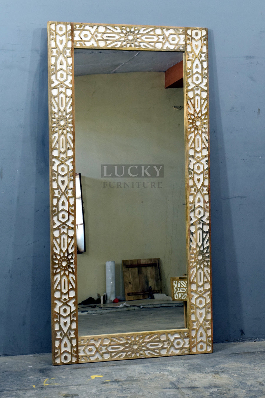 Adah carved mirror