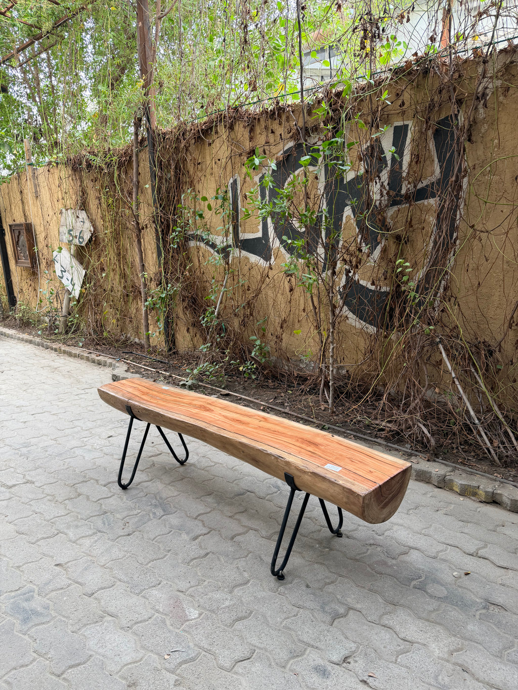 Log bench