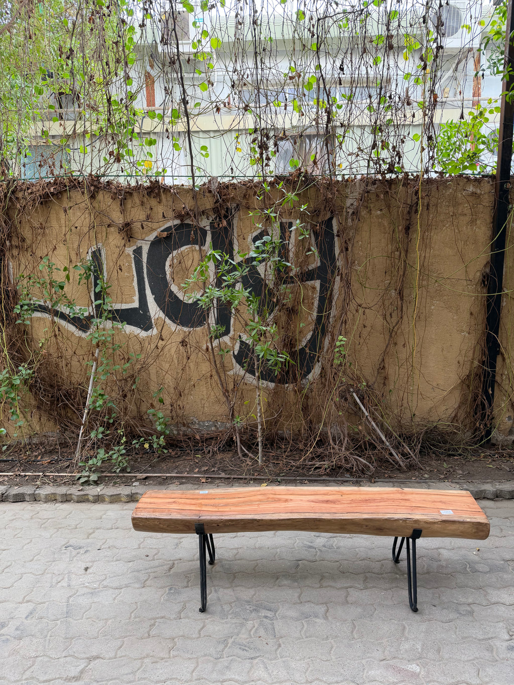 Log bench