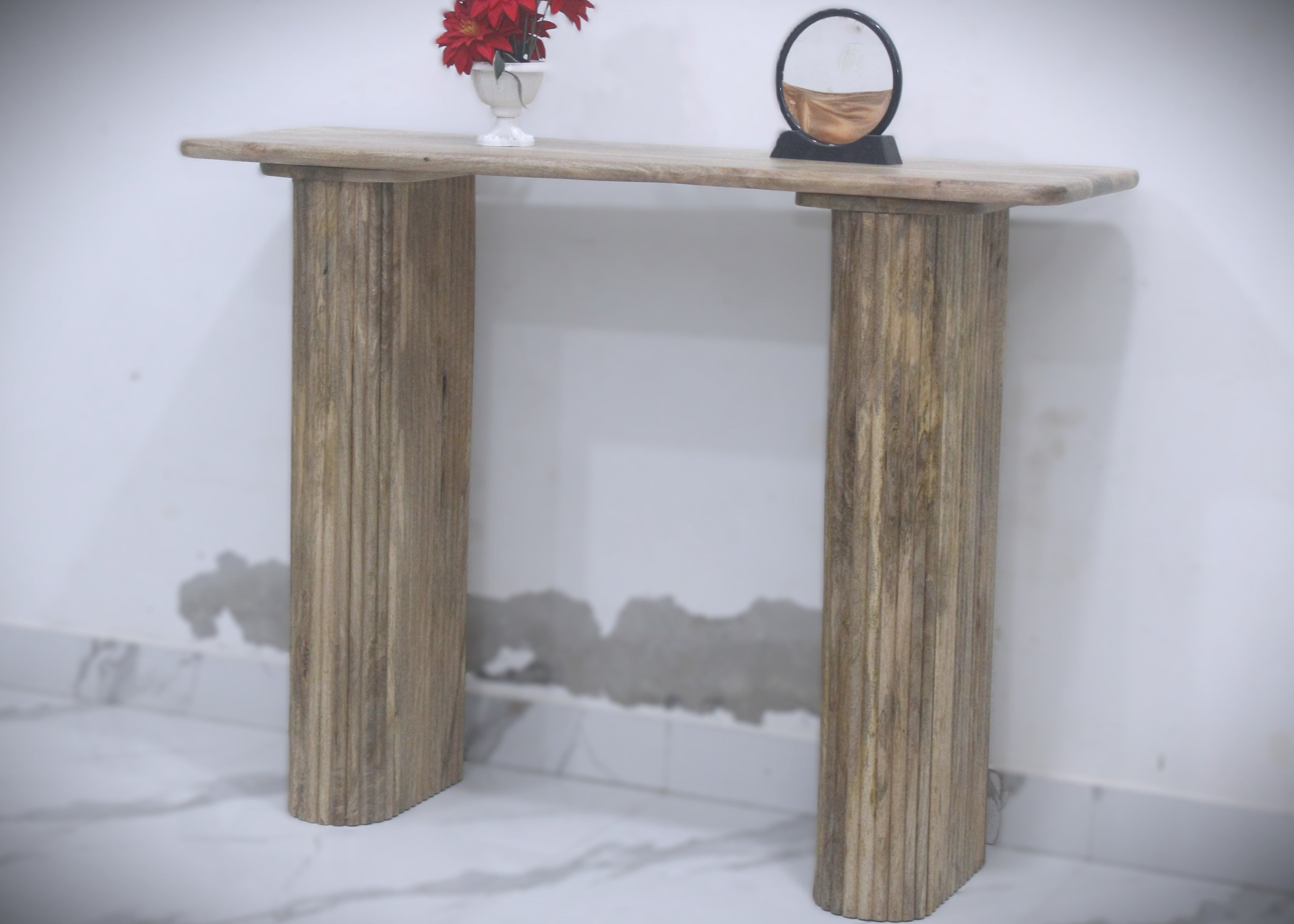Fluted console