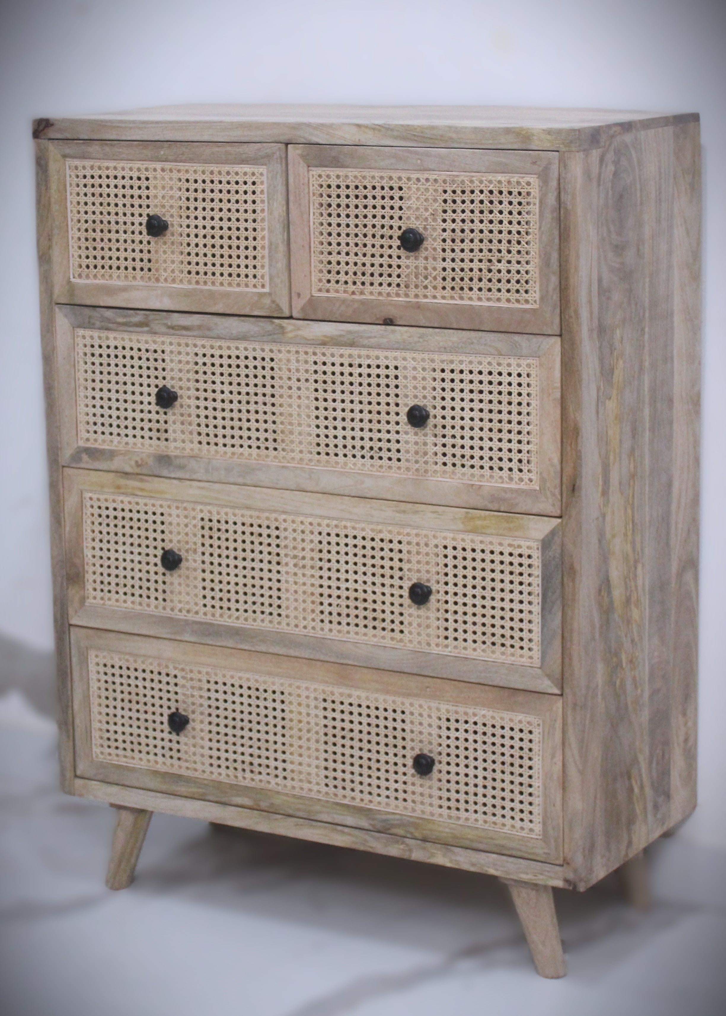 Rattan drawchest