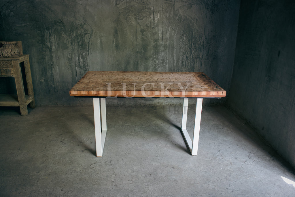 Acacia Wood Xylo Table