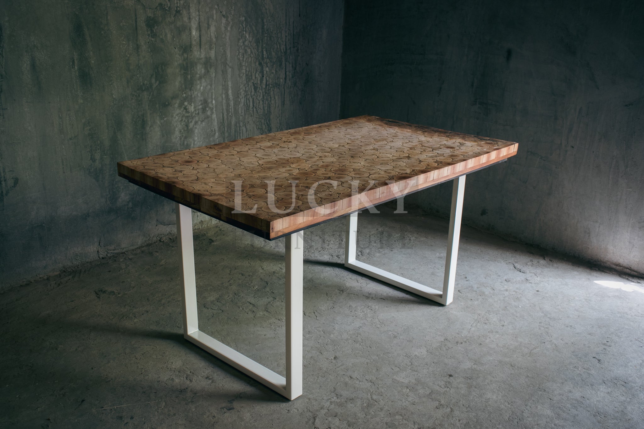 Acacia Wood Xylo Table