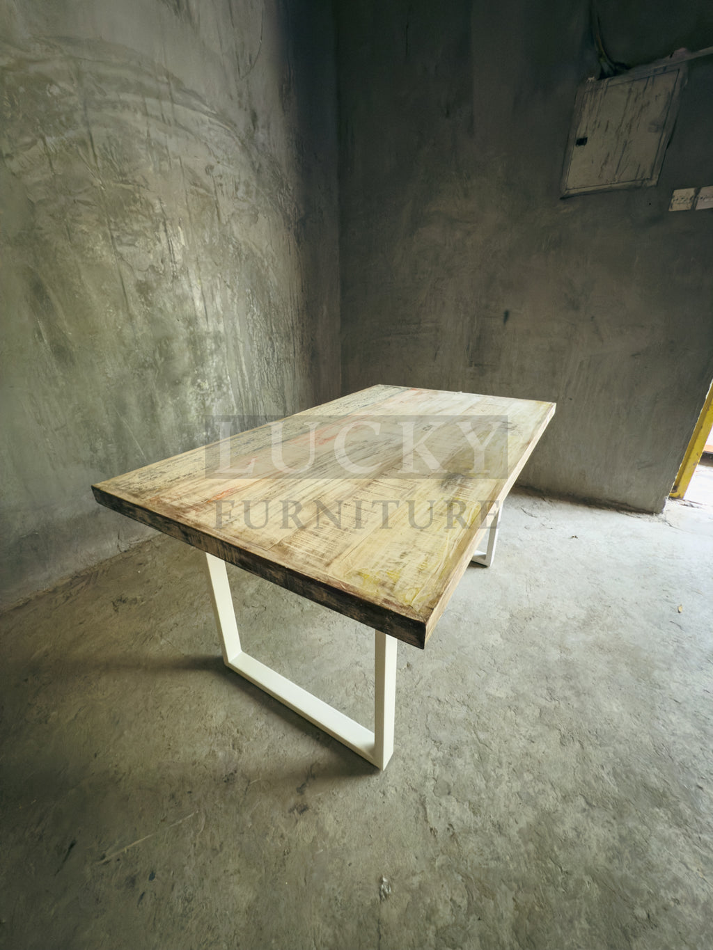 Recycle hardwood dining table U White Legs