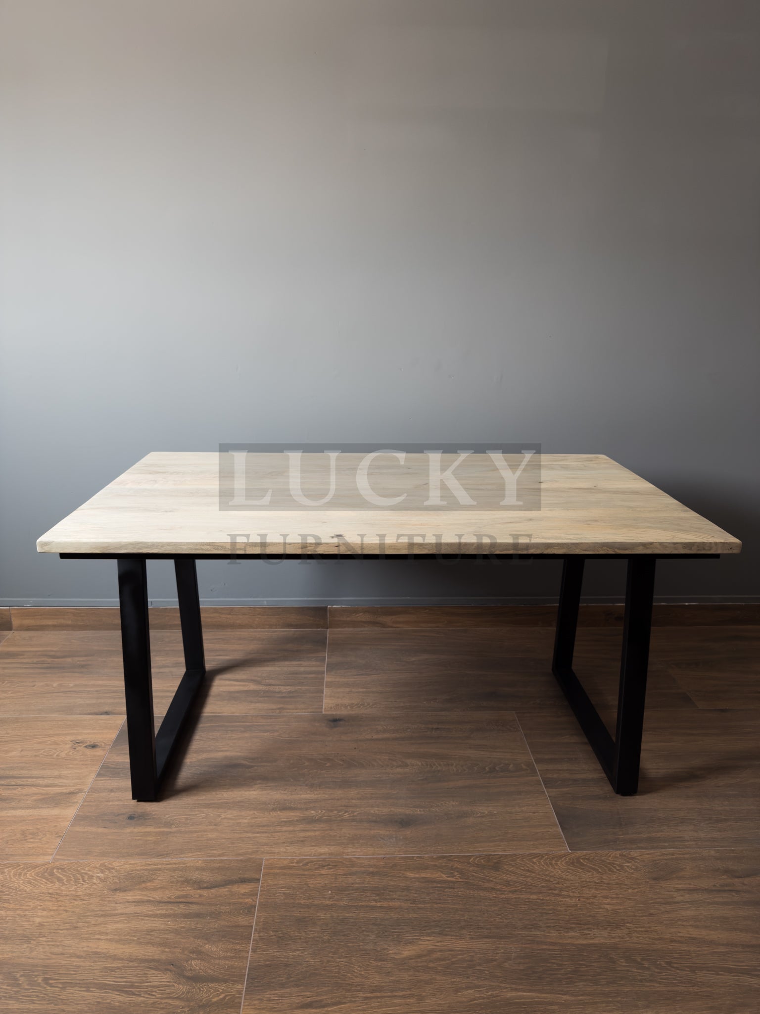 Bleached mango wood table