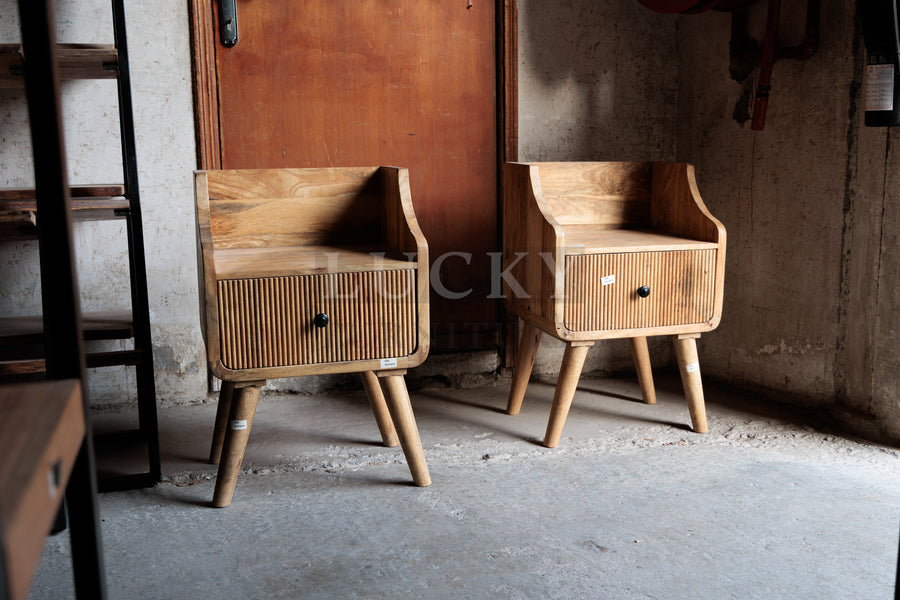 Ribbed fluted design mango wood bed side table
