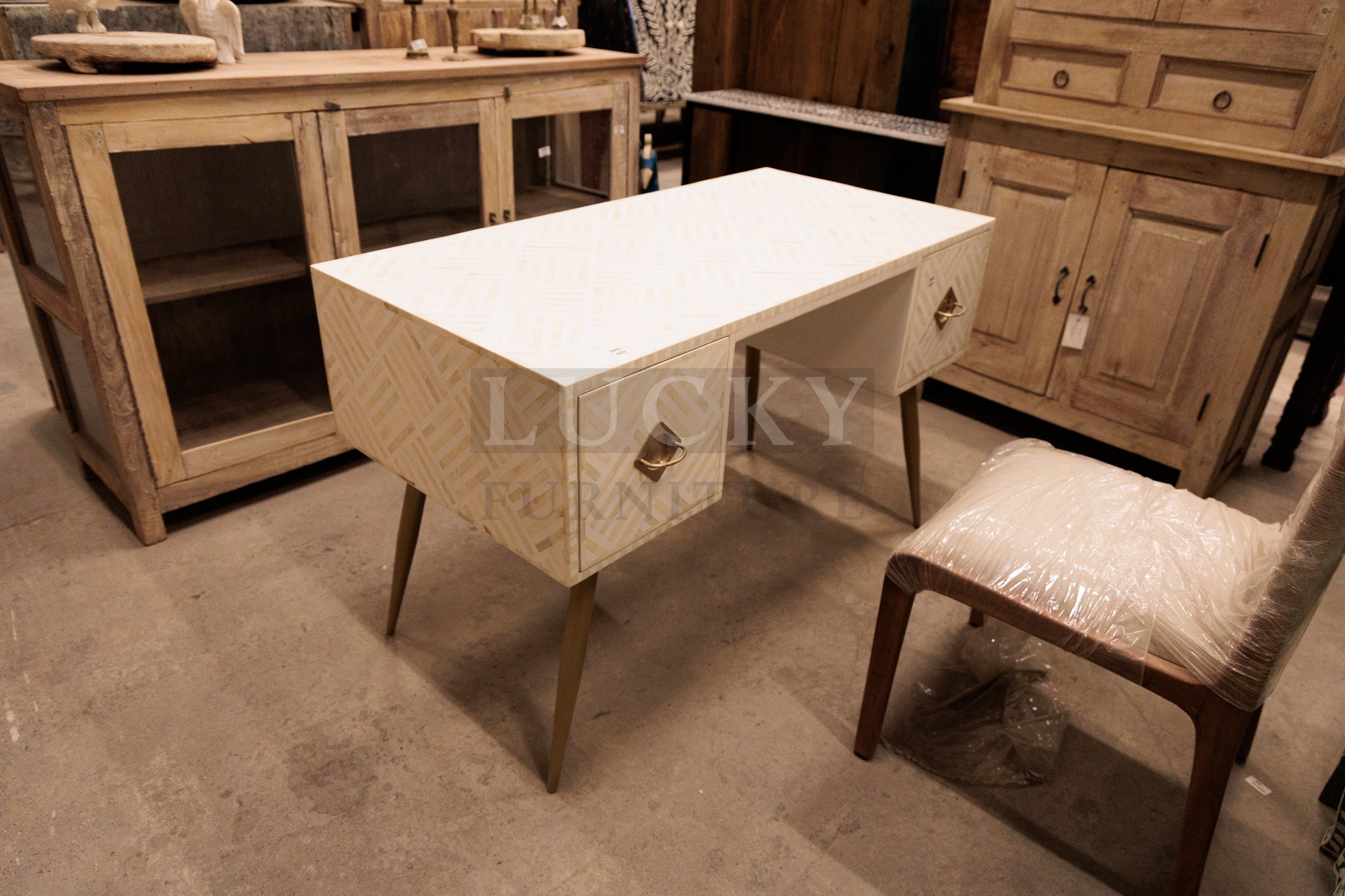 White bone inlay desk with 2 draw