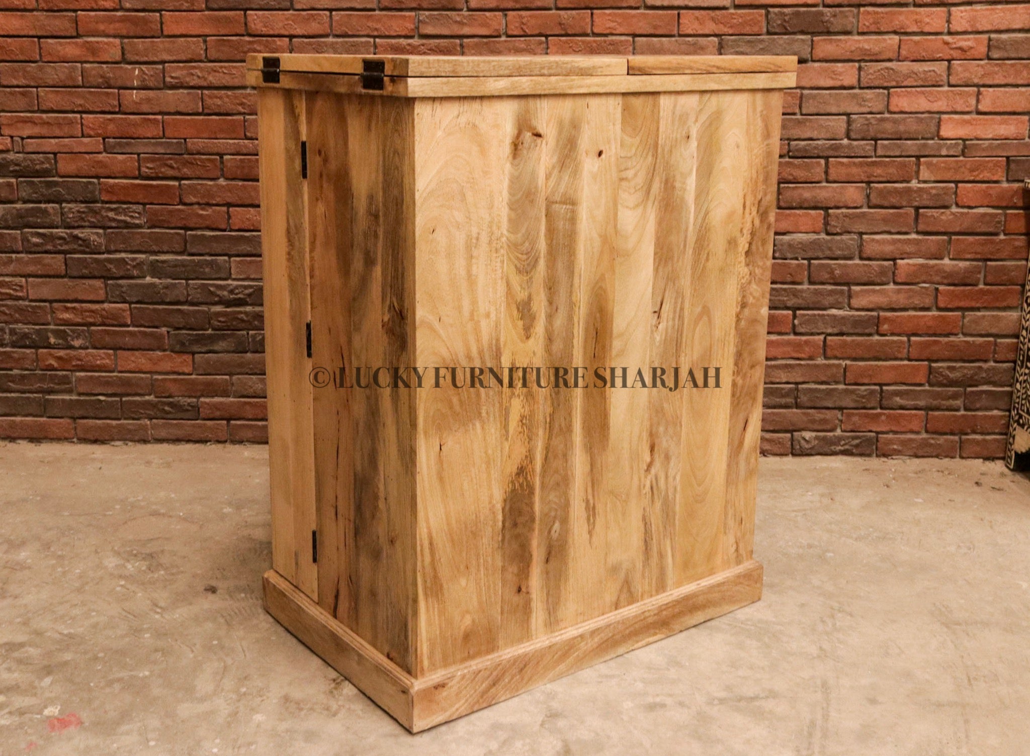 Classic Folding Bar | Lucky Furniture & Handicrafts.