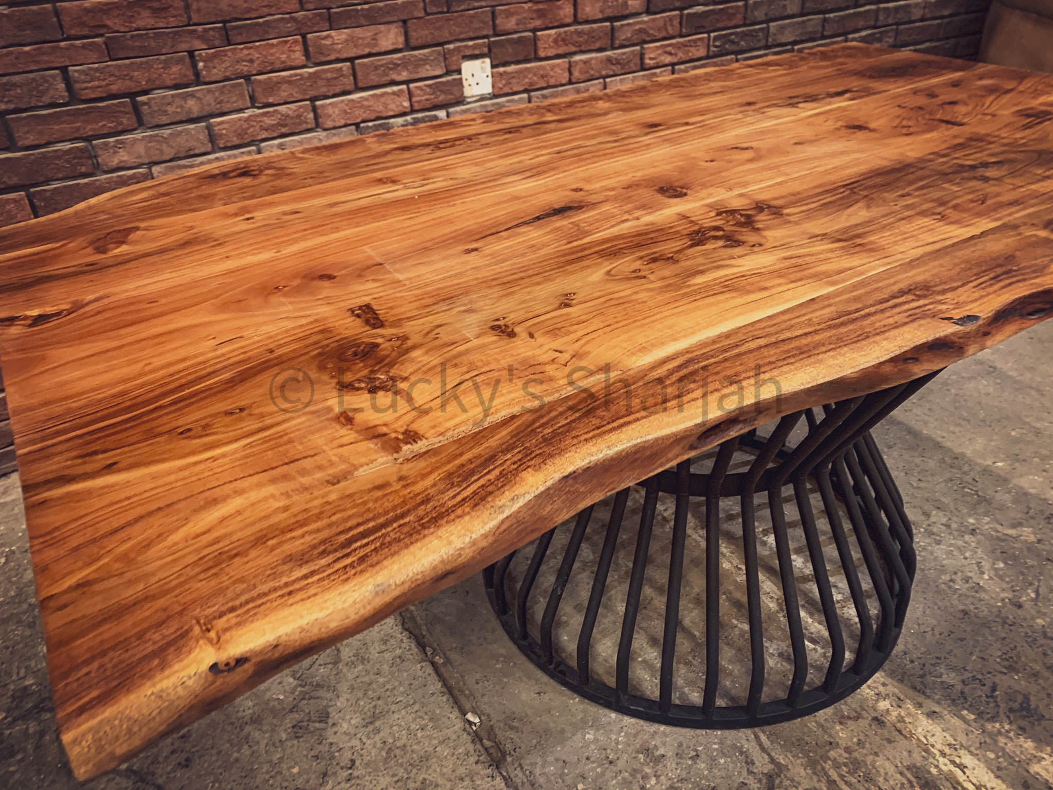 Acacia Dining table with KLOUVI Base | Lucky Furniture & Handicrafts.
