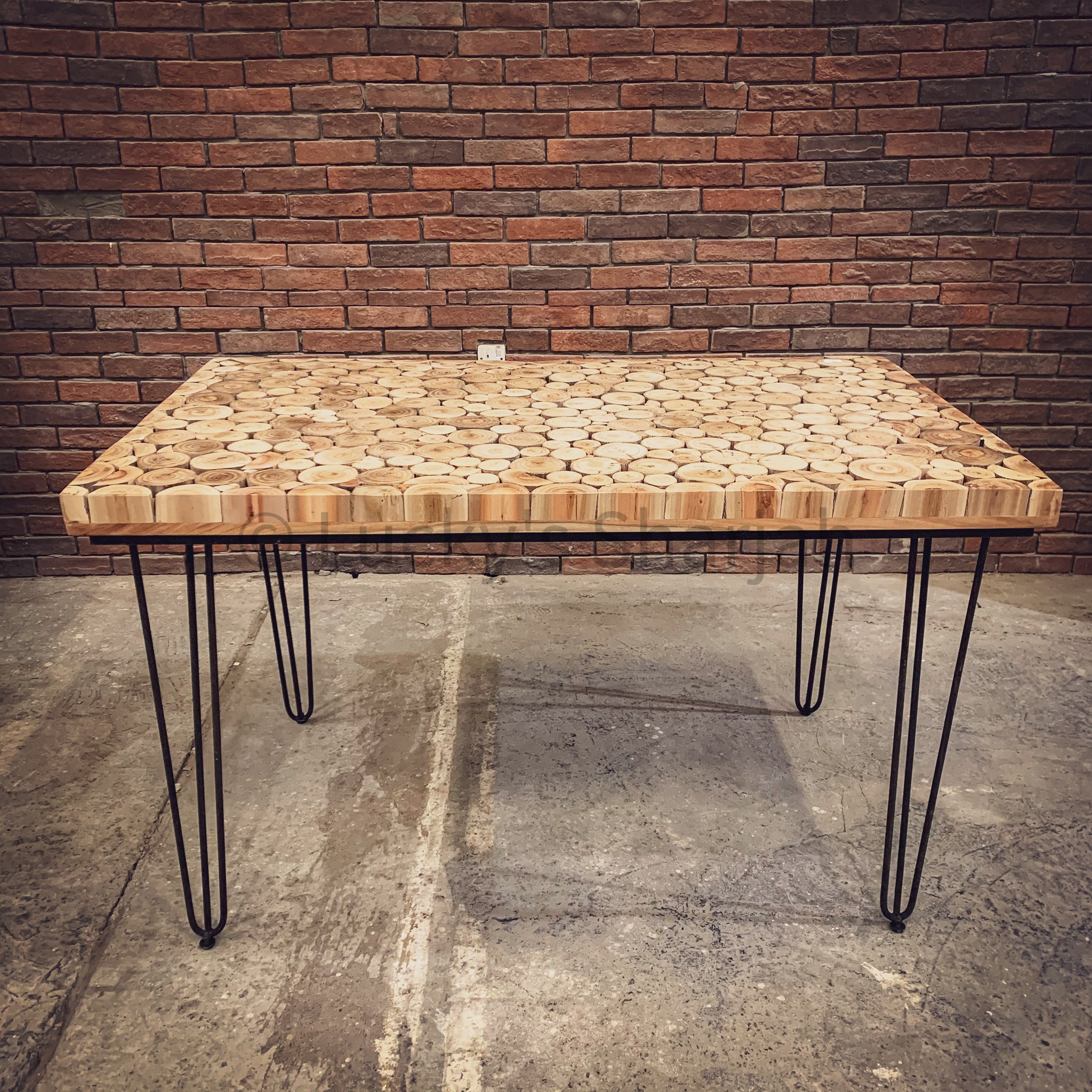 Xylo Log Pieces Table | Lucky Furniture & Handicrafts.