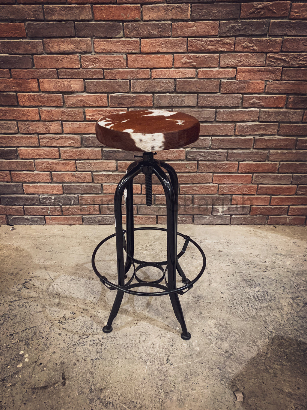 Brown and white leather barstool with foot rest | Lucky Furniture & Handicrafts.