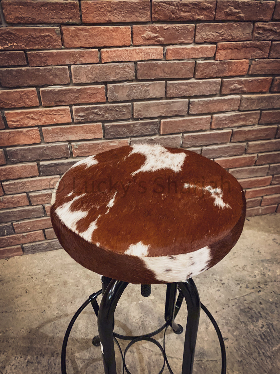 Brown and white leather barstool with foot rest | Lucky Furniture & Handicrafts.