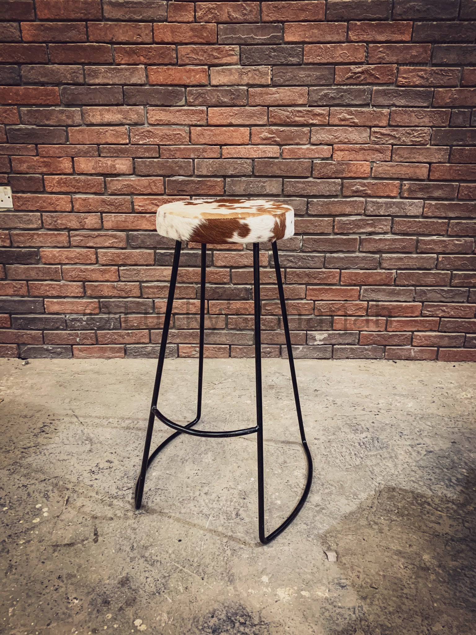 Minimalist Brown and white Bar stool