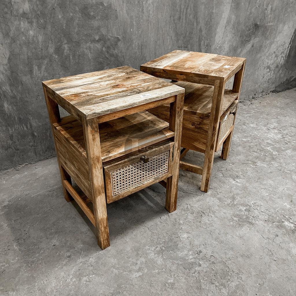 Rattan and mango wood 1 draw sidetable.