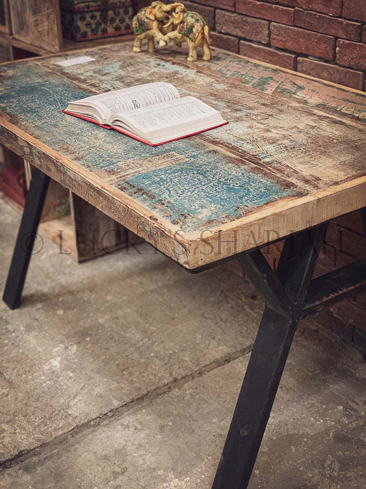 Recycle Design Desk | Lucky Furniture & Handicrafts.