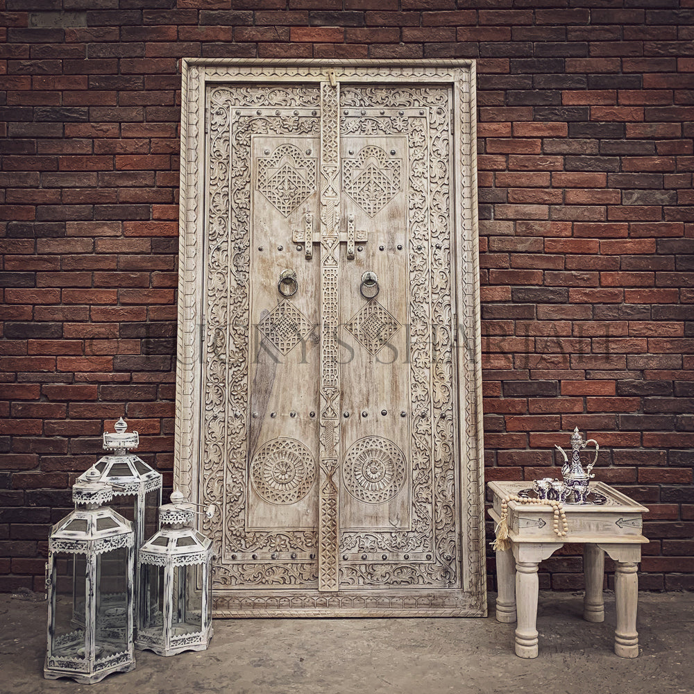 Handcarved Door | Lucky Furniture & Handicrafts.