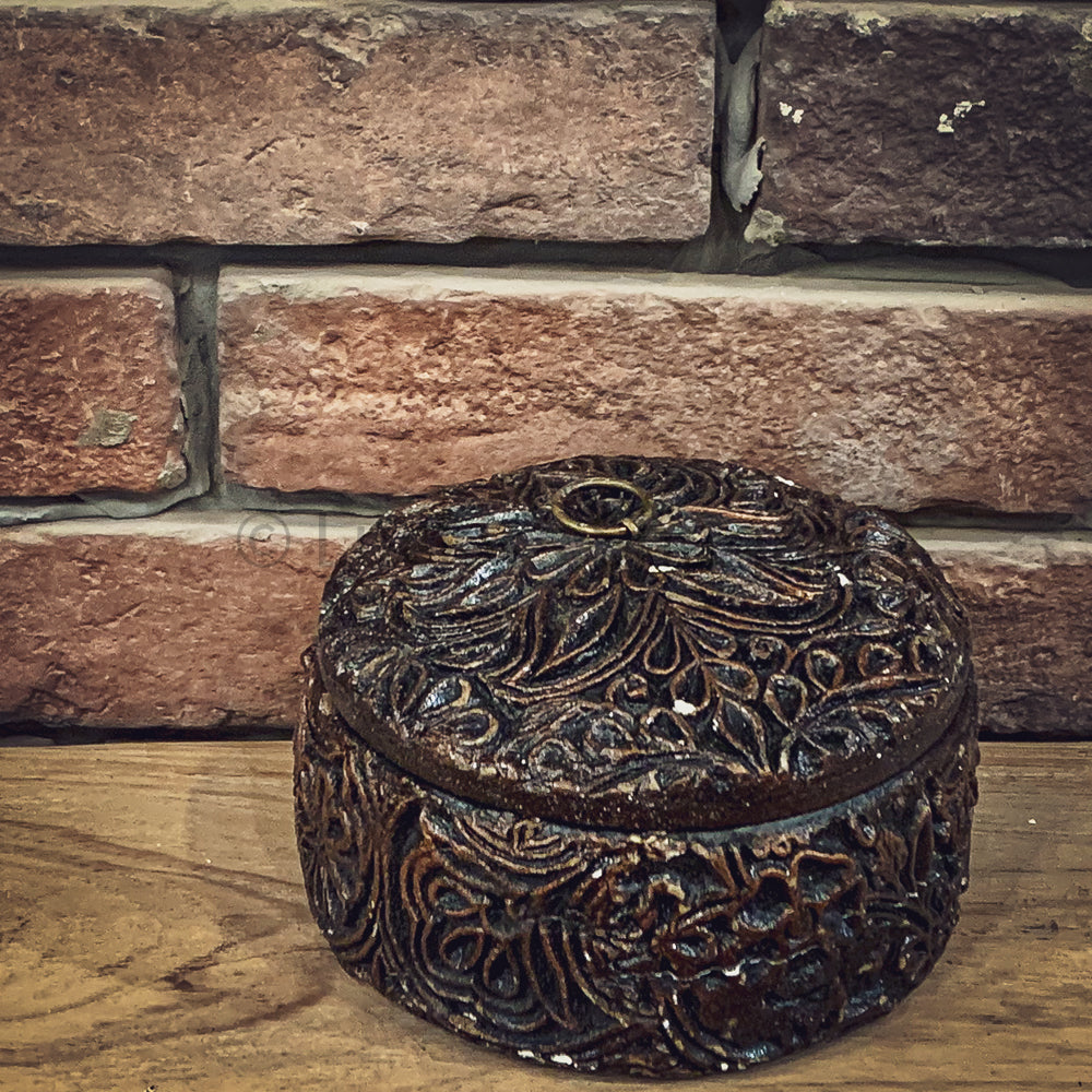 Batik design pot | Lucky Furniture & Handicrafts.