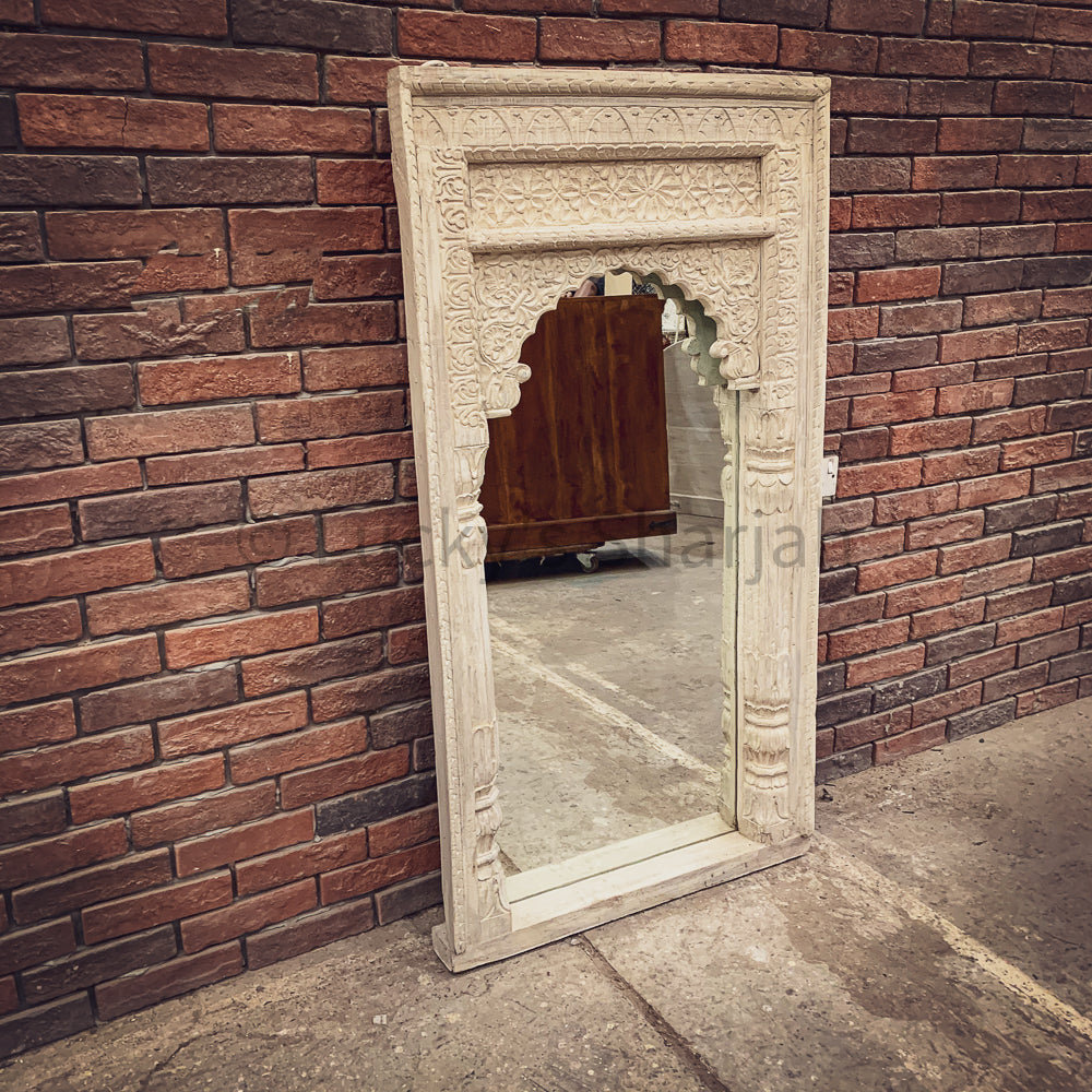 Carved mehrab frame white wash antique | Lucky Furniture & Handicrafts.